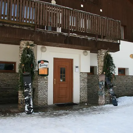 Hotel Certova Chata 3*