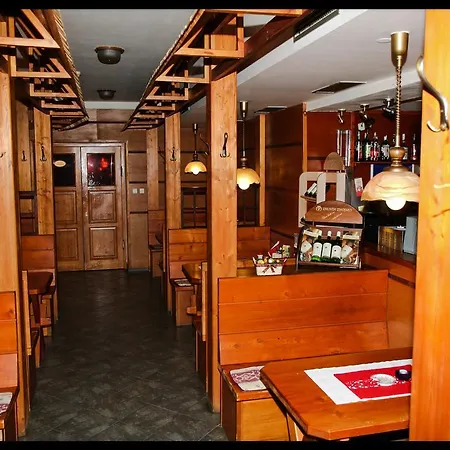 Hotel Certova Chata فندق 3*